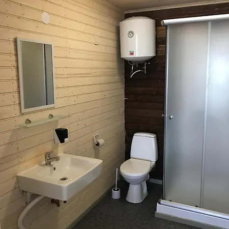 Holiday Center Hotel *